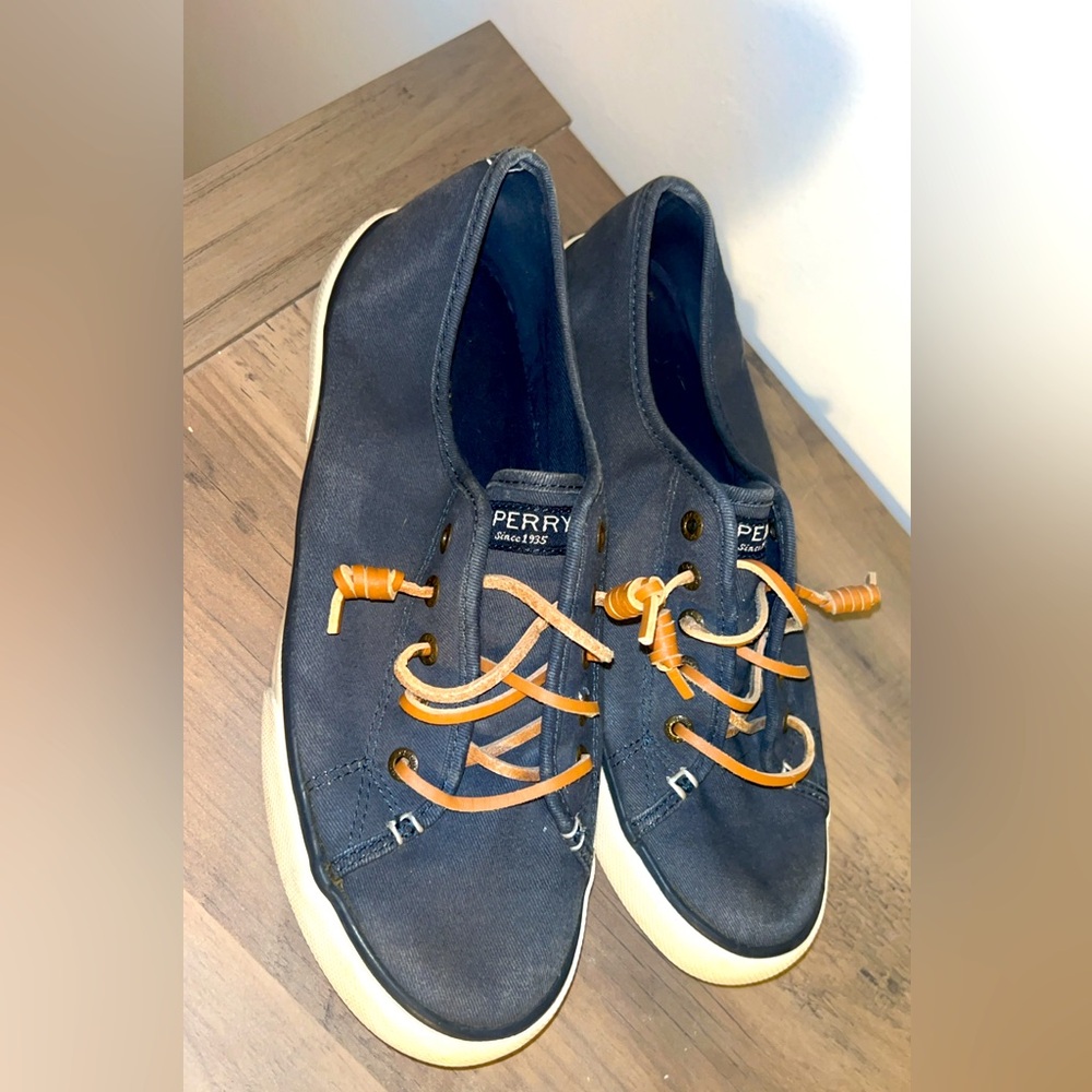 Navy blue Sperrys women’s size 8